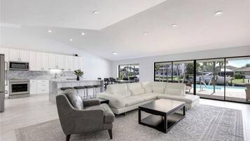 獨棟房屋, 3 間臥室, 無障礙, 私人泳池 | 客廳