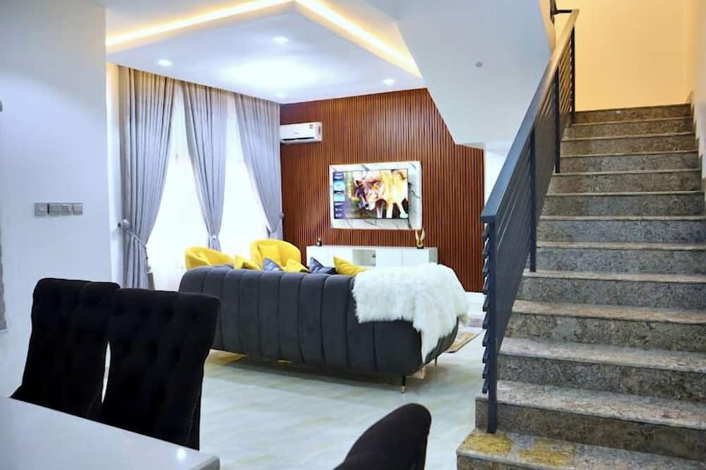 Duplex 16 Apartments