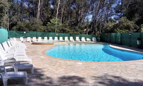 Piscine extérieure