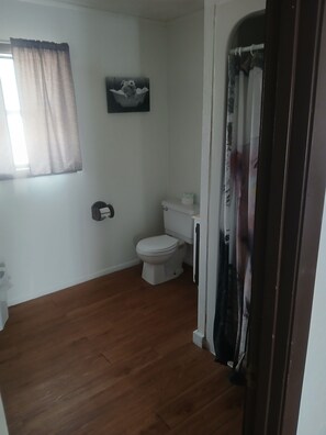 Soap, toilet paper - Charming hotel in fabulous Mayo with AC, WiFi, fitness room (Mayo)