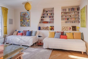 Luxury Apartment, City View | 3 bedrooms, iron/ironing board - Paris St Germain Loft Residence (Paris)