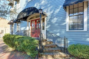 Exterior detail - Landre’s Place @ Trustees’ Garden, | Historic (Savannah)