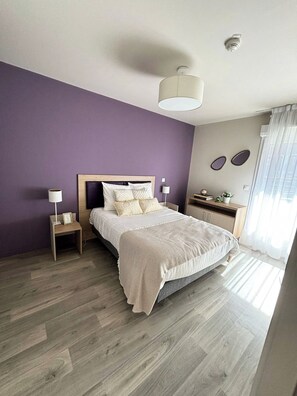 Apartment, 1 Bedroom | Soundproofing, free cribs/infant beds, free WiFi, bed sheets - Zenao Appart'hôtels Cenon (Cenon)