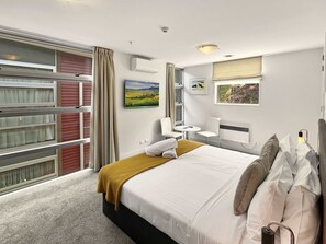 1 bedroom, travel crib, WiFi, bed sheets