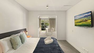 4 bedrooms, iron/ironing board, travel crib, WiFi