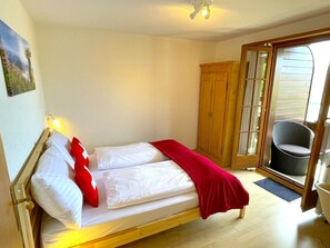 2 chambres, bureau, lit parapluie, Wi-Fi