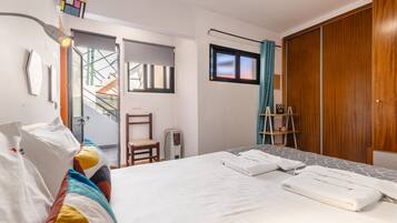 3 habitaciones, tabla de planchar con plancha y wifi gratis