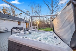 Terrace/patio - Charming COTTAGE/ HOT TUB IN CERTIFIED WILDLIFE (Sumerduck)