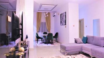 Luxury Apartment, Balcony, City View | Living area