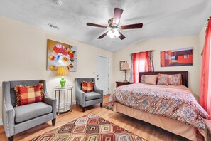 3 bedrooms, WiFi, bed sheets - NEW! Charming Coastal Retreat in Bay St Louis (Bay St. Louis)