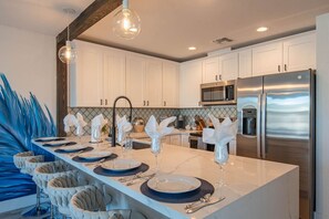 Private kitchen - Scottsdale Heated Pool Sleep 10 (Scottsdale)