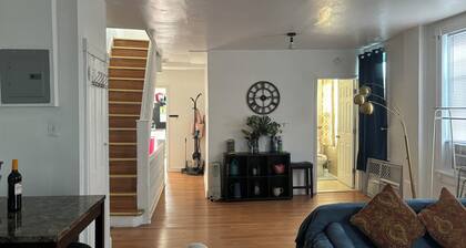 Einstein, Salus, Lasalle 2nd fl 2bed