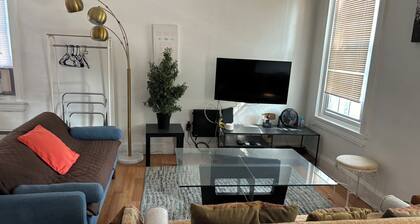 Einstein, Salus, Lasalle 2nd fl 2bed