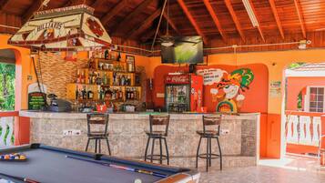 Bar (en el alojamiento)