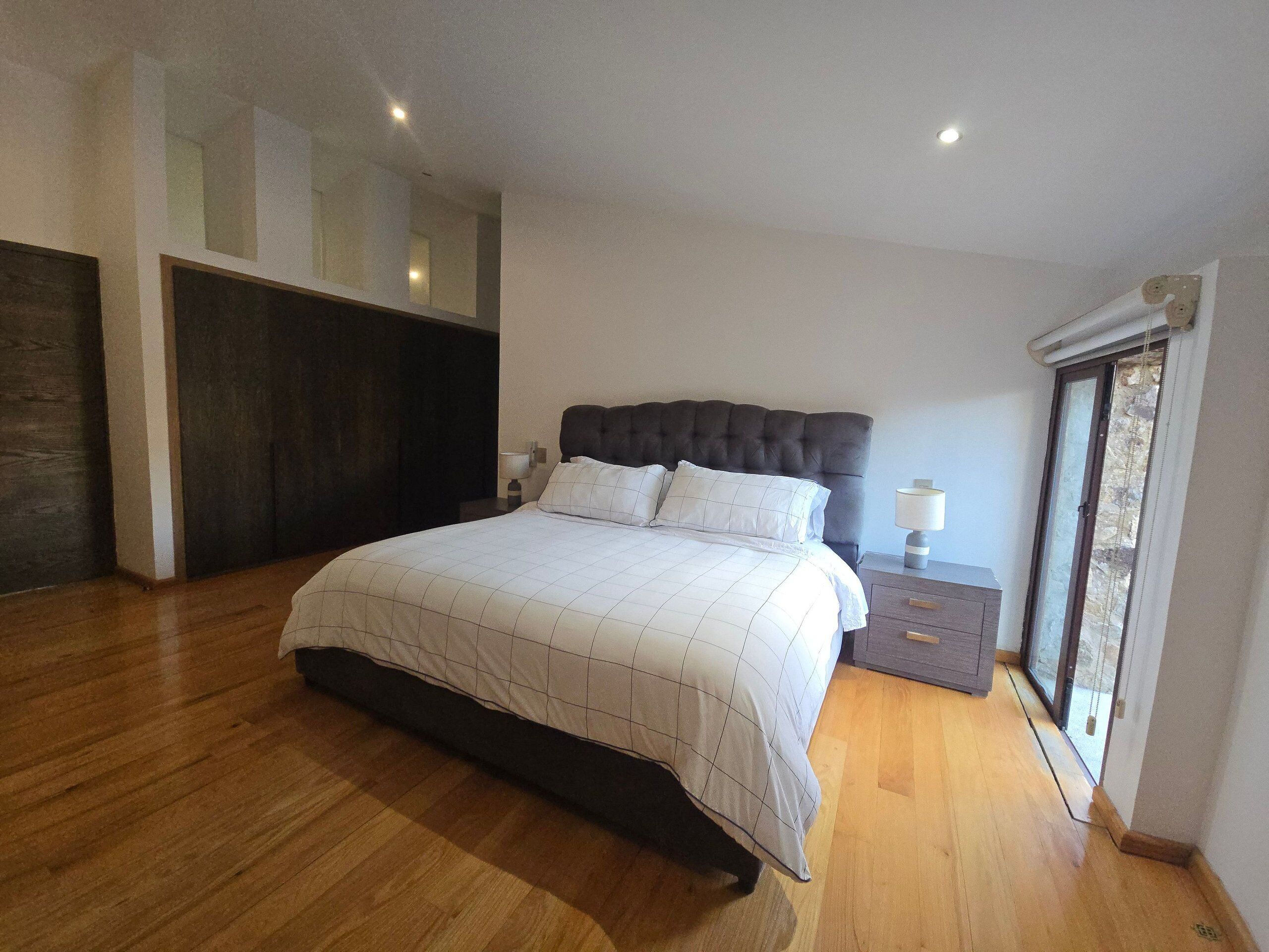 2 chambres, literie de qualité supérieure, couette en duvet d'oie