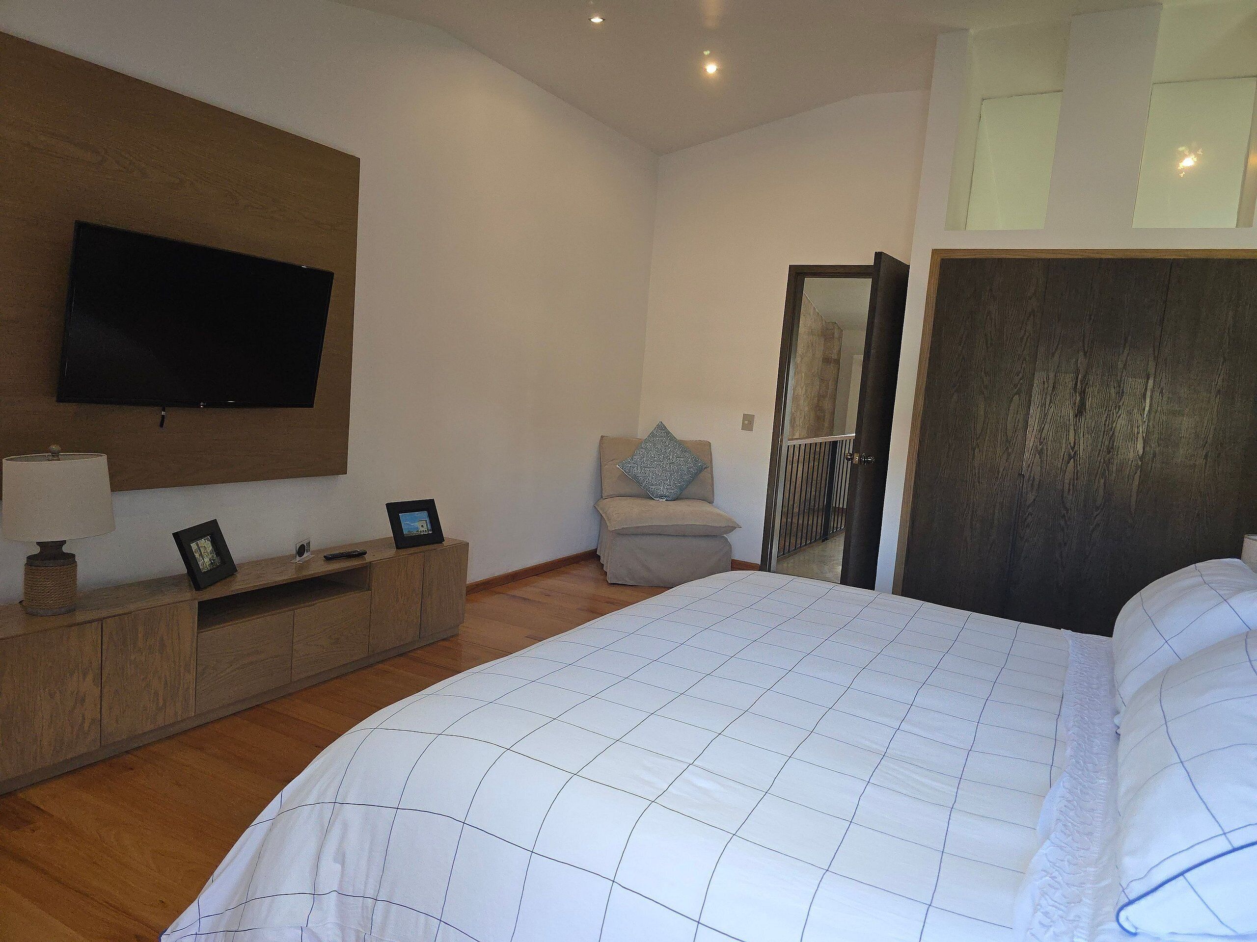 Apartemen Premium | 2 kamar tidur, seprai premium, dan selimut bulu angsa