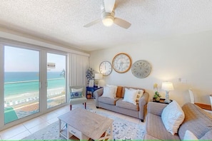 Smart TV - Stunning, Remodeled Gulf Front, Amazing view plus reduced rates. (Destin)