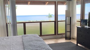 3 bedrooms, desk, iron/ironing board, travel crib