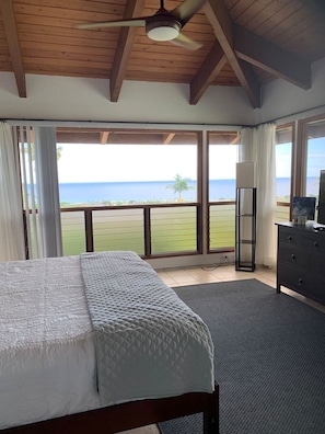 3 bedrooms, desk, iron/ironing board, travel cot - Kona Bliss Hawaiian Oasis w/ Pool, 2 King Suites & Sunset Views! (Kailua-Kona)