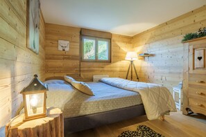 4 bedrooms, free WiFi