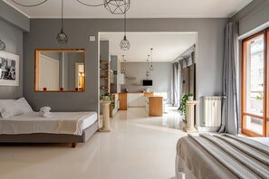 3 bedrooms, iron/ironing board, WiFi, bed sheets - Four Seasons Suite in City Center, 350m from the Sea • 3 Suite - View & Balcony (Pescara)