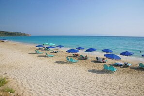 Beach - Dionisis Villa - Three Bedroom Villa, Sleeps 6 (Karavados)