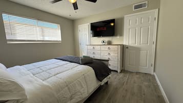 2 dormitorios, tabla de planchar con plancha, wifi y ropa de cama