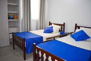 2 bedrooms, iron/ironing board, bed sheets