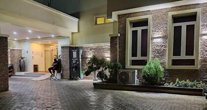 Bon Hotel Nest