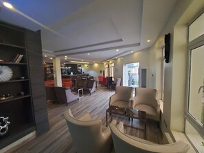 Lobby sitting area - Bon Hotel Nest (Ibadan)
