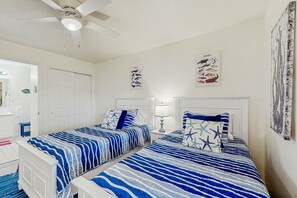 2 bedrooms, iron/ironing board, internet, bed sheets - Bethany Bay First-Floor Condo with Pool, Tennis Court, & on site golf (Ocean View)