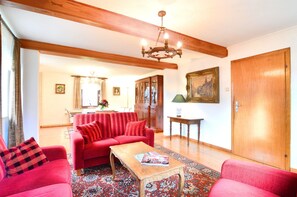 House | Living room