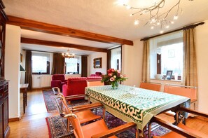 House | Dining - Holiday Home for 8 People in Butgenbach (Buetgenbach)