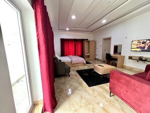 1 bedroom, desk, iron/ironing board, free WiFi