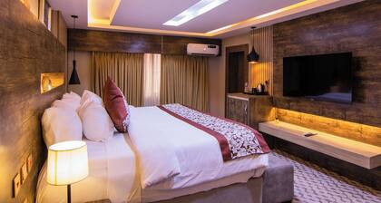 Dee Rocket Hotel