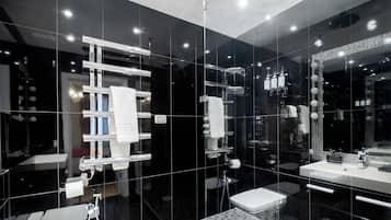 Dusch, miljövÀnliga toalettartiklar, hÄrtork och bidé