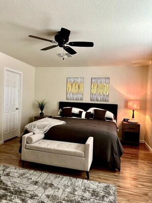 3 dormitorios, tabla de planchar con plancha, cuna de viaje y wifi