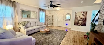3-bedroom spacious Tucson home, newly remodeled kitchen