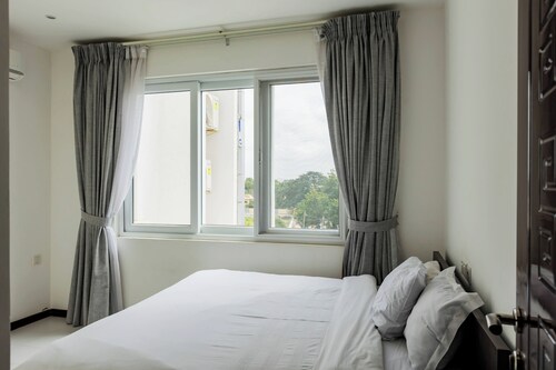 Accra Fine Suites-Henrietta's Residences