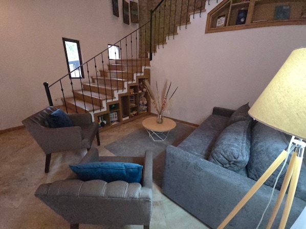 Apartment | Living area