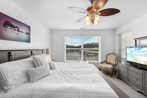 4 chambres, bureau, Wi-Fi gratuit, draps fournis