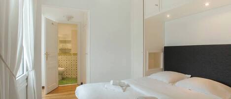 1 chambre, fer et planche Ă repasser, Wi-Fi, literie fournie