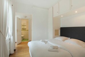 1 soverom, strykejern/-brett, wi-fi og sengetøy