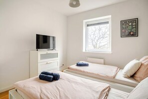 3 Schlafzimmer, Schreibtisch, WLAN, Bettwäsche
