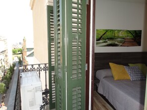 2 bedrooms, iron/ironing board, WiFi, bed sheets - Fancy Apartment Barcelona (Barcelona)