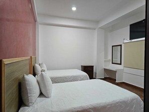 Standard Double Room, Patio, Partial Sea View