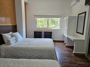 Standard Double Room, Patio, Partial Sea View | Laptop workspace, free WiFi - Hotel Familiar Abejac  (Puerto Escondido)