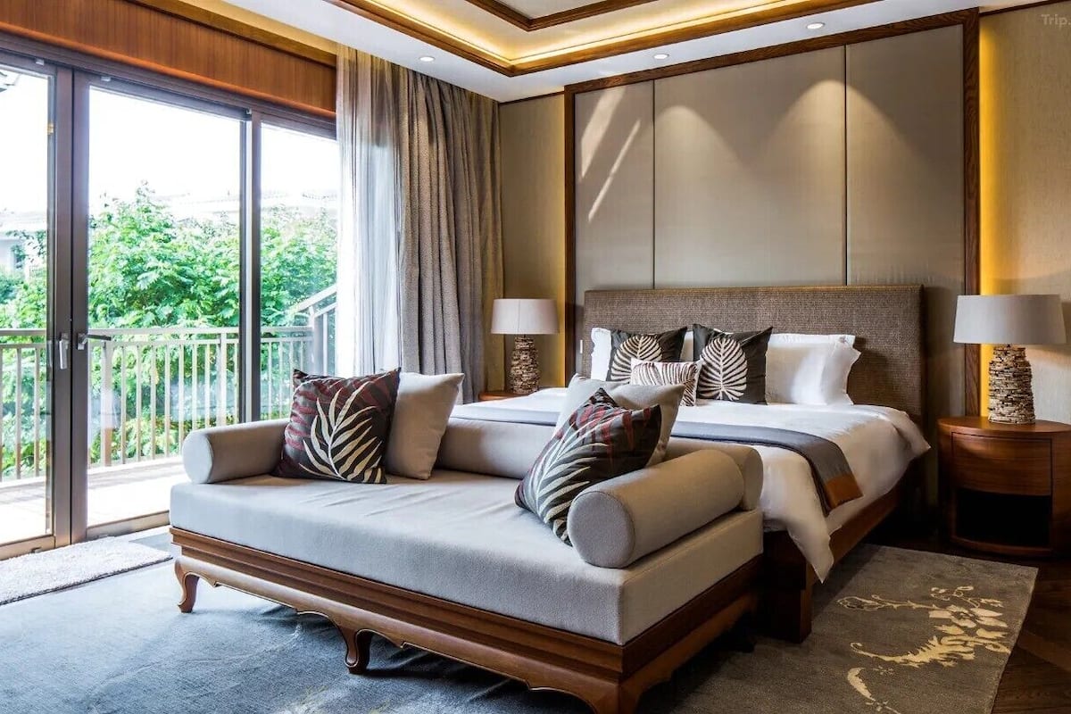 Luxury House, Garden View | 4 bedrooms, free WiFi, bed sheets