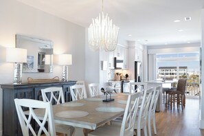 Dining - Oasis By the Sea - Oceanfront, 5 BRs, 4.5 BAs, Private Pool and Hot Tub (Atlantic Beach)