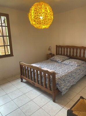 3 chambres, draps fournis